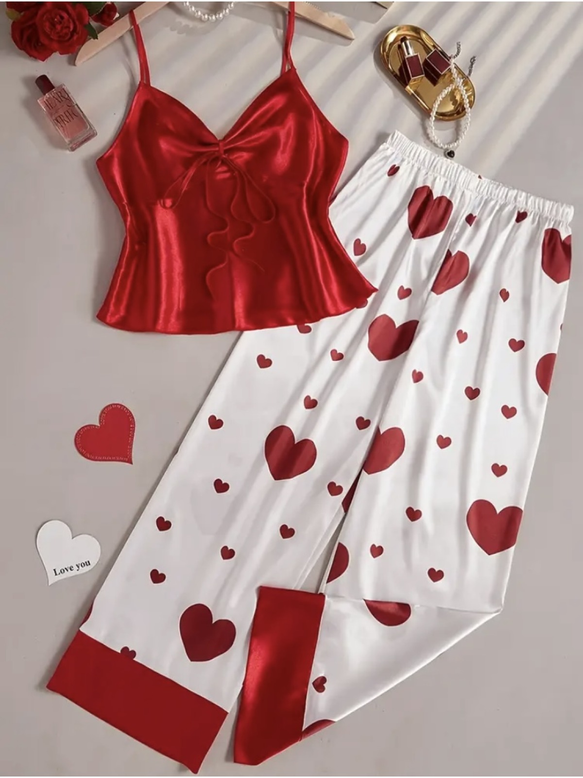 Romantik Saten Kalp Detaylı Pijama Takımı
